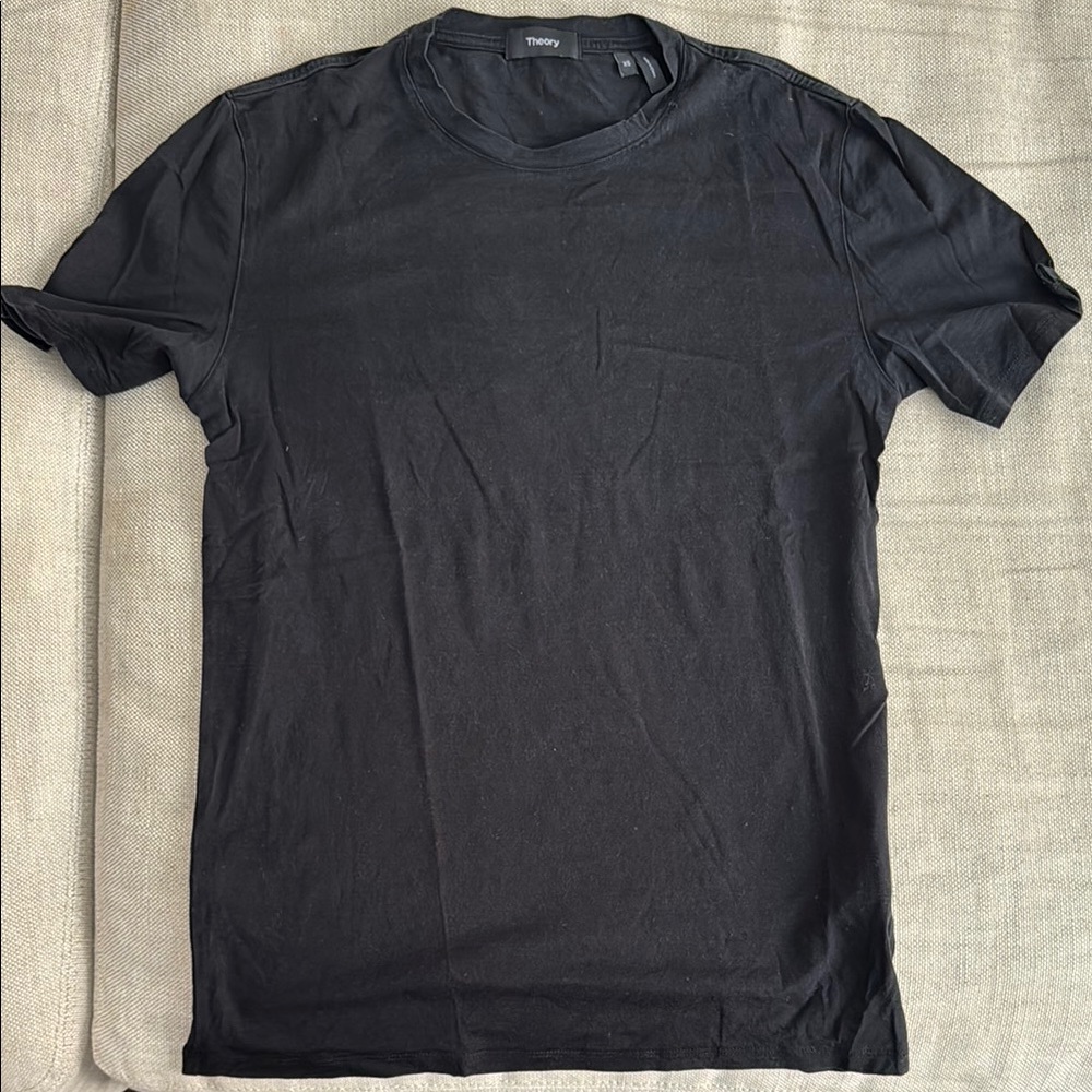 Theory Men's Black T-Shirt